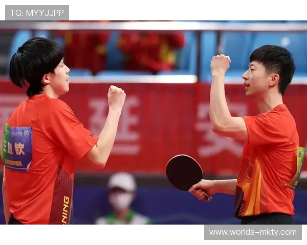 全运会乒乓球选手申请换球衣,导播切历史画面 全运会乒乓球选手申请换球衣,导播切历史画面