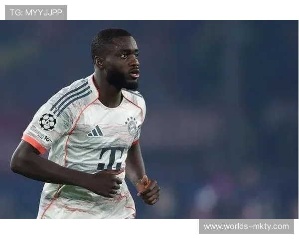 埃芬博格专栏：乌帕梅卡诺续约在即，孔帕尼调教成效显著